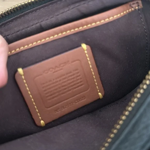 - COACH WILLOW CAMERA BAG CROSSBODY BLACK  PEBBLED LEATHER - Picture 5 of 5